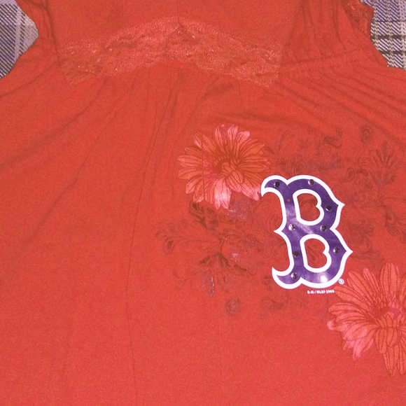 ❤💙Lace trim Red Sox Top❤💙 - Picture 4 of 9